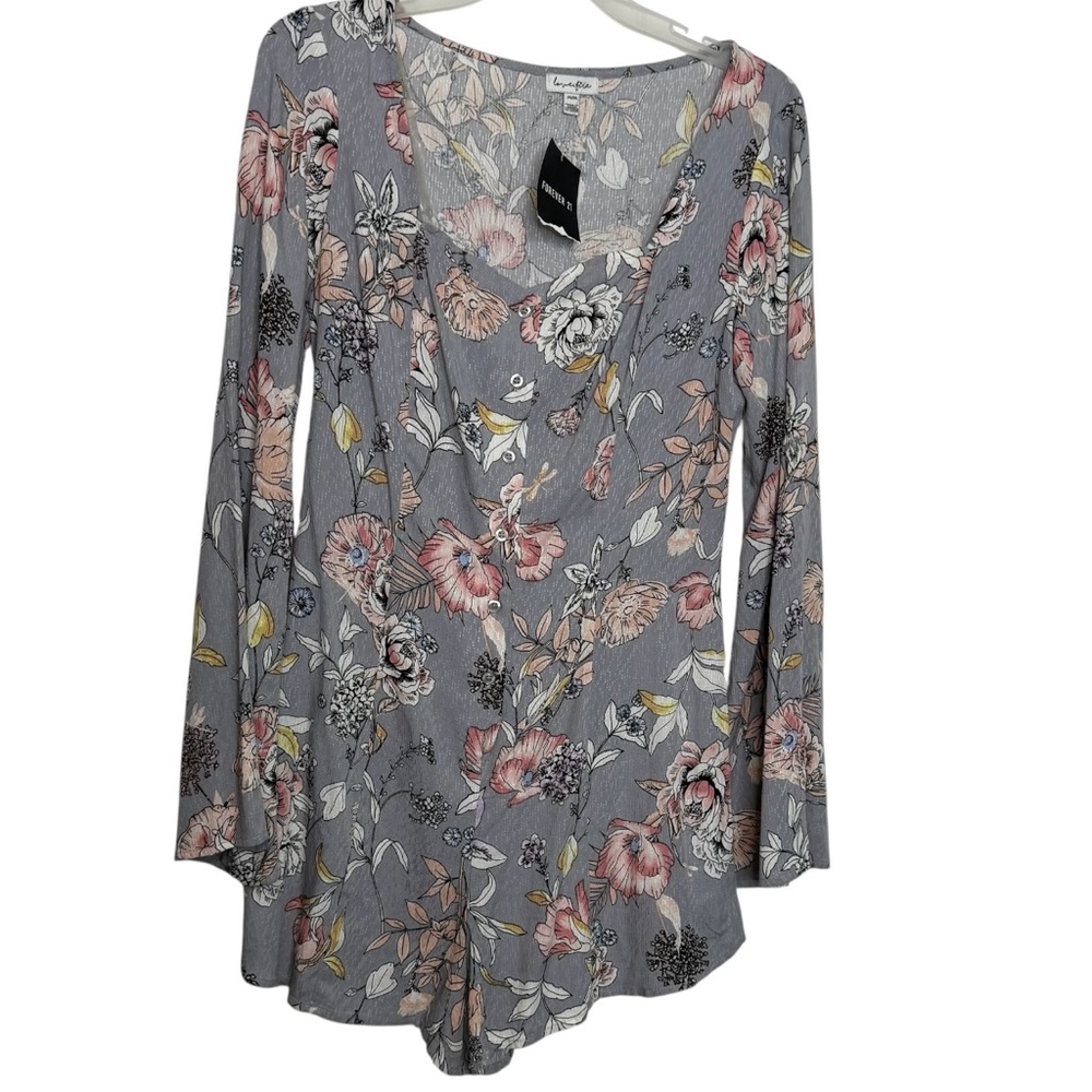 Love Fire Floral Long Sleeve Romper Gray and Pink Size Medium NWT - Picture 10 of 10